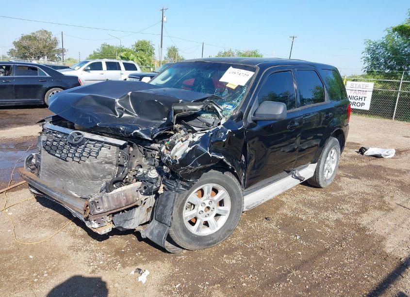 Photo 2 of 2010 Mazda Tribute I SPORT (VIN 4F2CY0C74AKM10031)