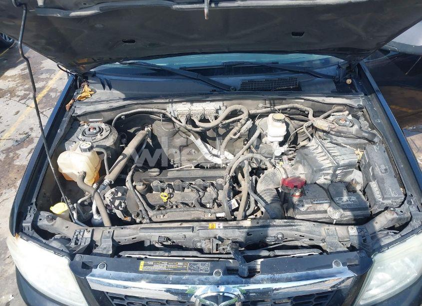 Photo 10 of 2010 Mazda Tribute I SPORT (VIN 4F2CY0C75AKM06358)