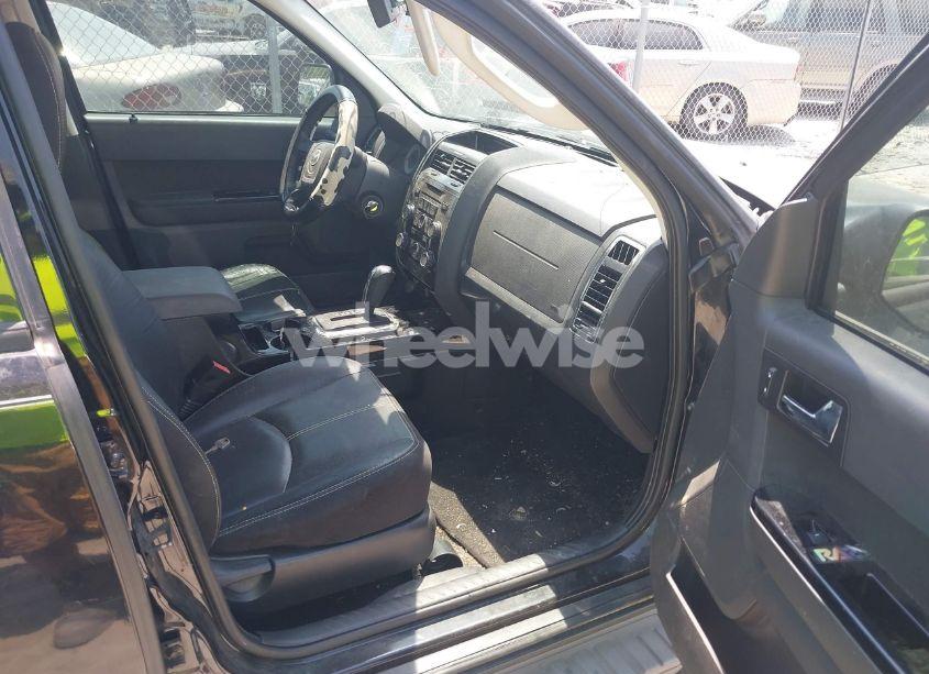 Photo 5 of 2010 Mazda Tribute I GRAND TOURING (VIN 4F2CY0C75AKM08157)