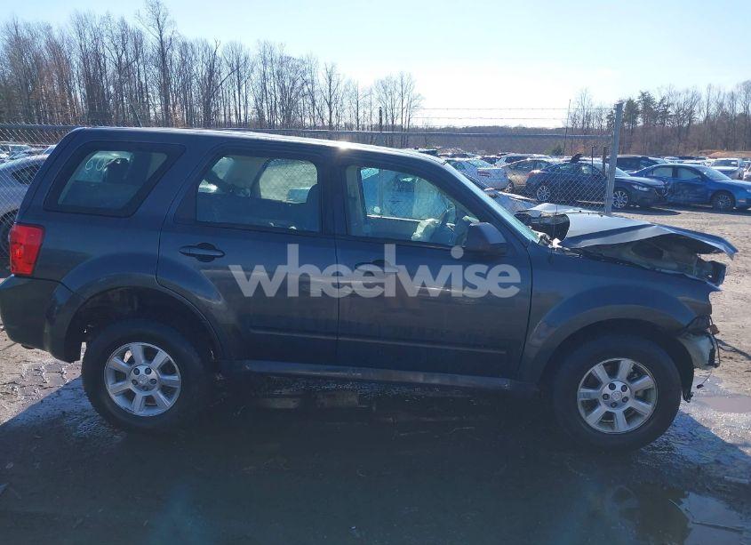 Photo 14 of 2010 Mazda Tribute I SPORT (VIN 4F2CY0C76AKM00181)