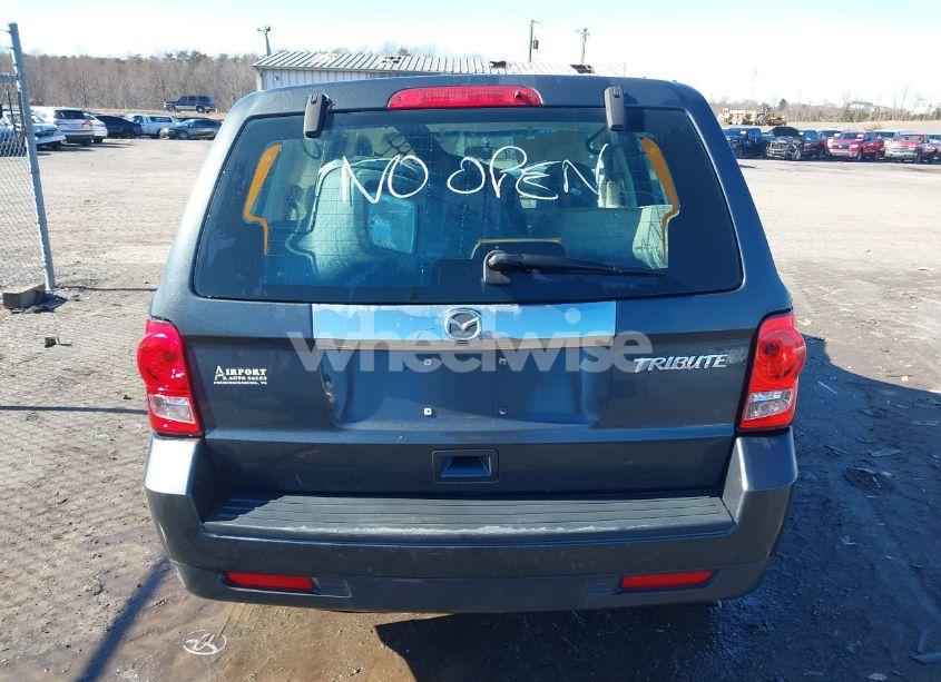 Photo 17 of 2010 Mazda Tribute I SPORT (VIN 4F2CY0C76AKM00181)