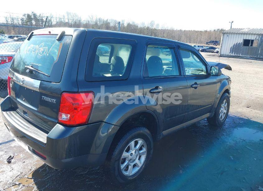 Photo 4 of 2010 Mazda Tribute I SPORT (VIN 4F2CY0C76AKM00181)