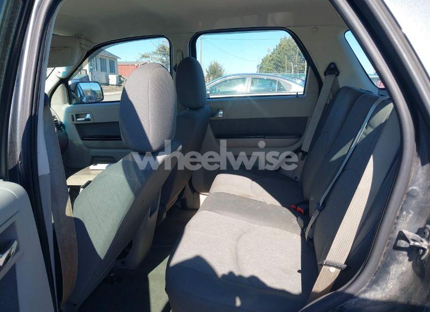 Photo 8 of 2010 Mazda Tribute I SPORT (VIN 4F2CY0C76AKM00181)