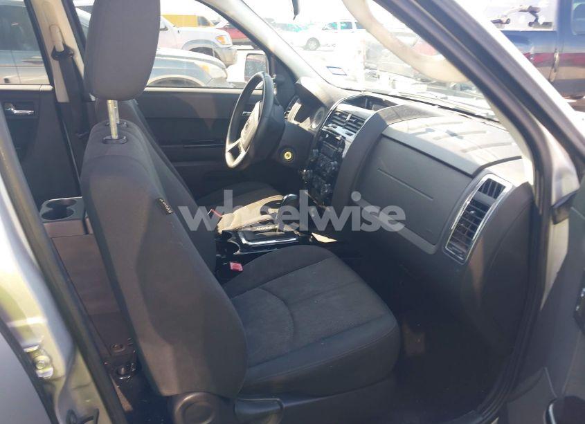 Photo 5 of 2011 Mazda Tribute I SPORT (VIN 4F2CY0C77BKM02281)