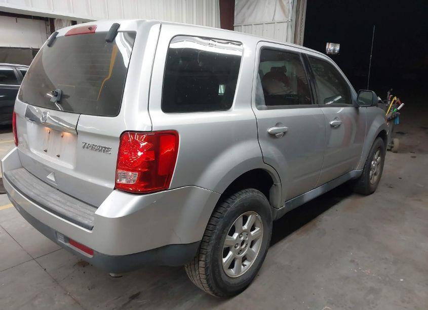 Photo 4 of 2010 Mazda Tribute I SPORT (VIN 4F2CY0C78AKM07620)