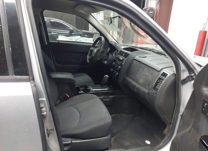 Photo 5 of 2010 Mazda Tribute I SPORT (VIN 4F2CY0C78AKM07620)