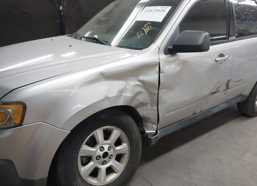 Photo 6 of 2010 Mazda Tribute I SPORT (VIN 4F2CY0C78AKM07620)