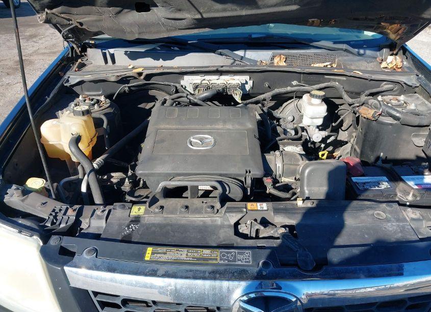 Photo 10 of 2010 Mazda Tribute S GRAND TOURING (VIN 4F2CY0GG4AKM07706)