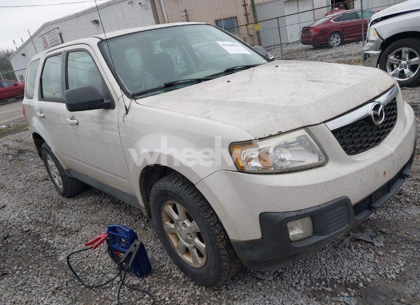 2010 Mazda Tribute I SPORT (VIN 4F2CY9C77AKM01439) main photo