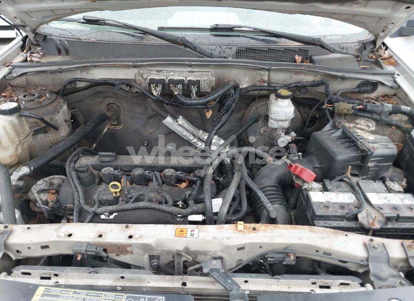 Photo 10 of 2010 Mazda Tribute I SPORT (VIN 4F2CY9C77AKM01439)