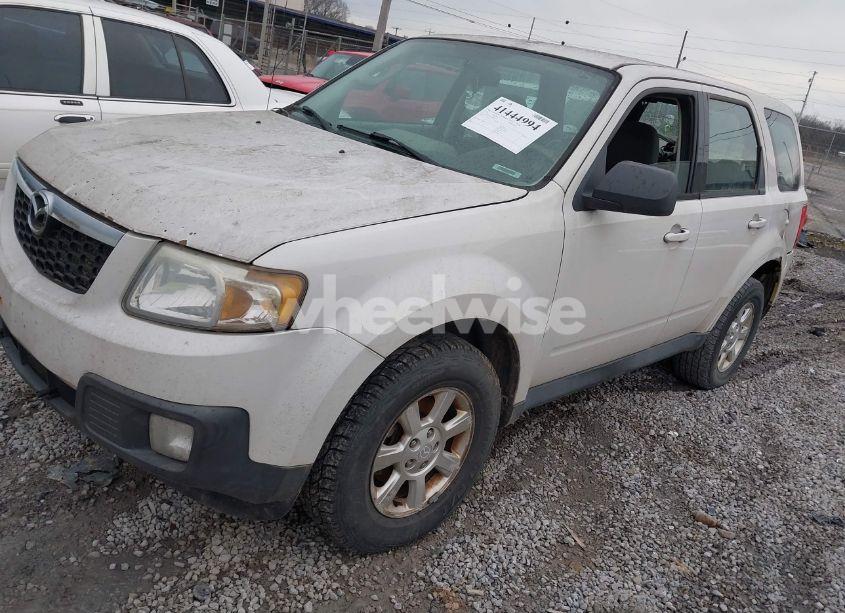 Photo 2 of 2010 Mazda Tribute I SPORT (VIN 4F2CY9C77AKM01439)