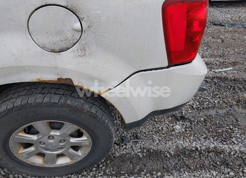 Photo 6 of 2010 Mazda Tribute I SPORT (VIN 4F2CY9C77AKM01439)