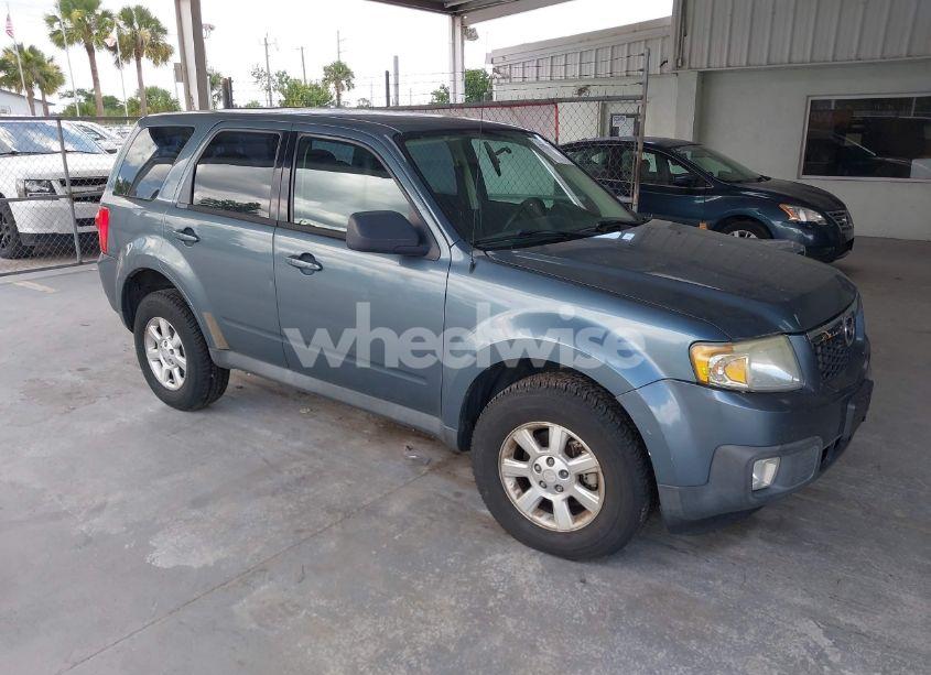2010 Mazda Tribute I SPORT (VIN 4F2CY9C77AKM08942) main photo