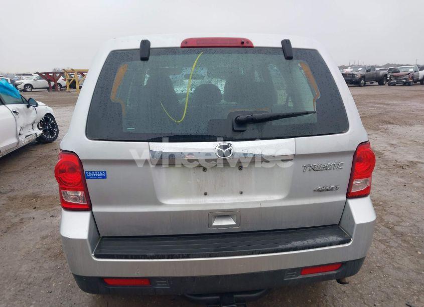 Photo 16 of 2011 Mazda Tribute I SPORT (VIN 4F2CY9C7XBKM01050)