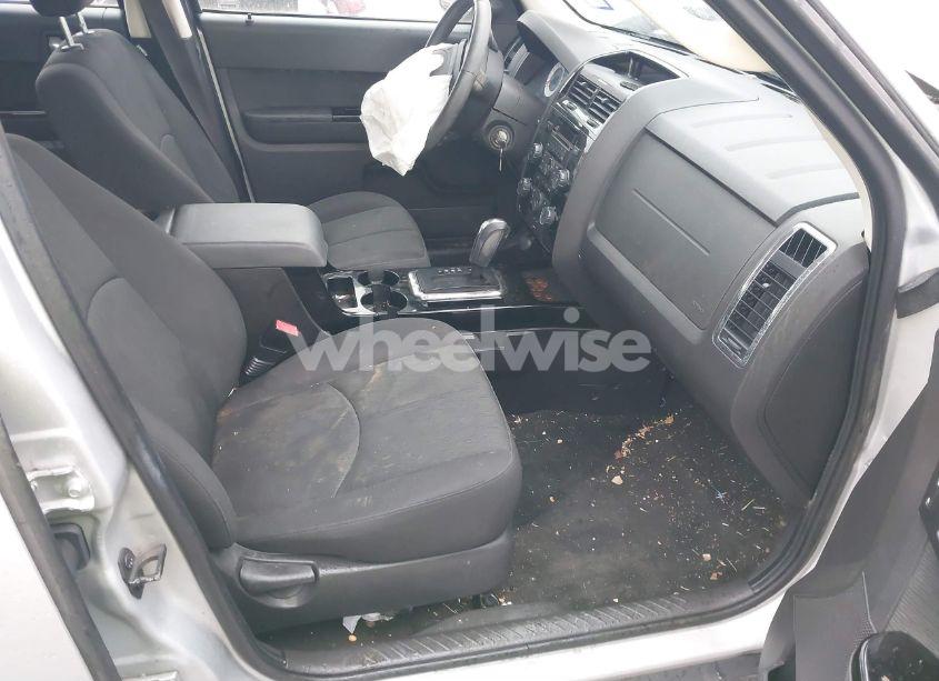 Photo 5 of 2011 Mazda Tribute I SPORT (VIN 4F2CY9C7XBKM01050)