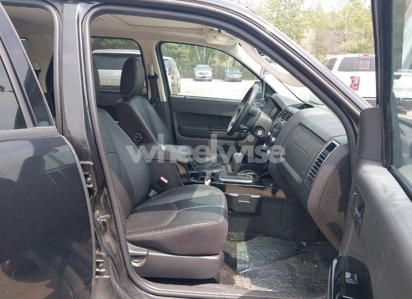 Photo 5 of 2011 Mazda Tribute S GRAND TOURING (VIN 4F2CY9GG1BKM01349)