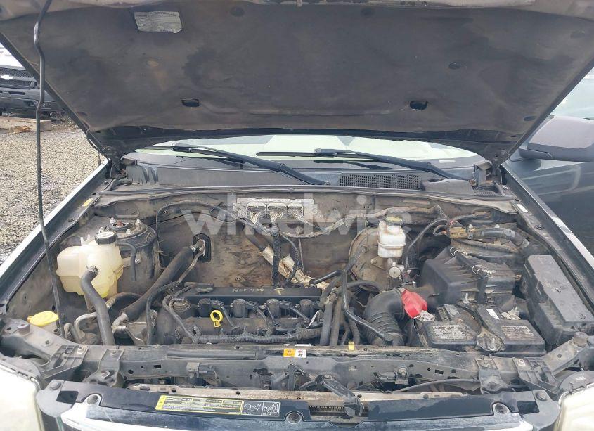 Photo 10 of 2009 Mazda Tribute I SPORT (VIN 4F2CZ02749KM09455)