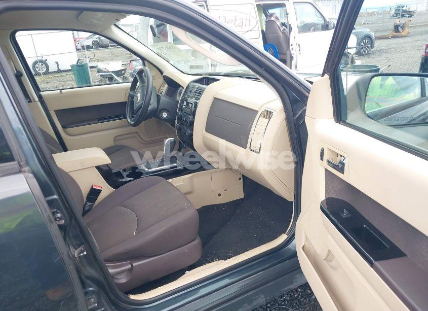 Photo 5 of 2009 Mazda Tribute I SPORT (VIN 4F2CZ02749KM09455)