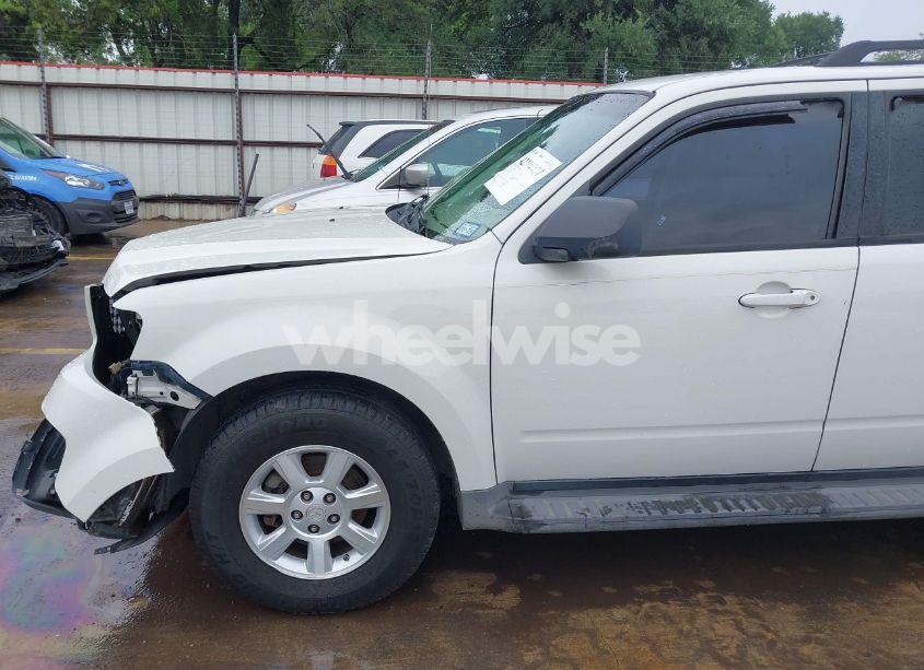 Photo 22 of 2009 Mazda Tribute I SPORT (VIN 4F2CZ02759KM01753)