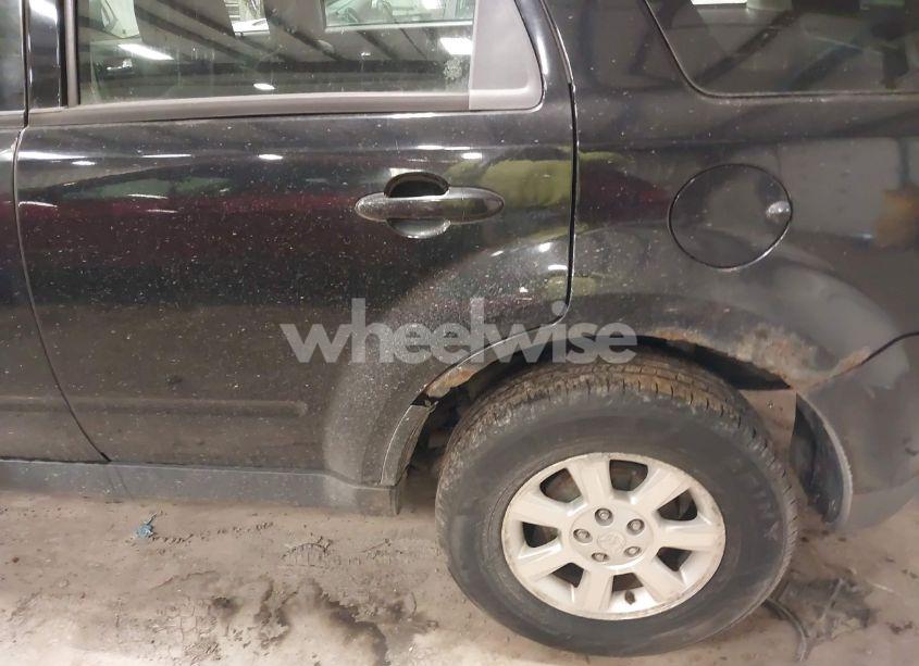 Photo 6 of 2009 Mazda Tribute I SPORT (VIN 4F2CZ02769KM00613)