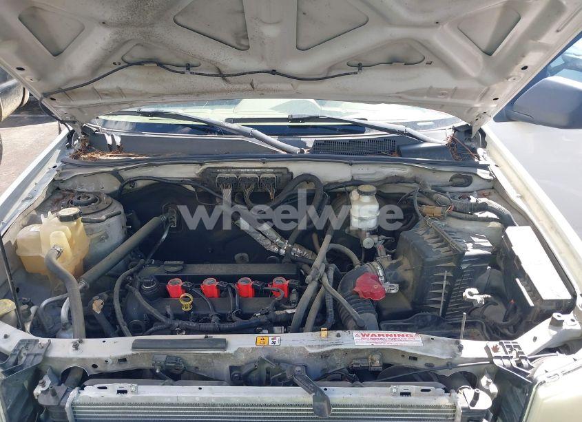 Photo 10 of 2009 Mazda Tribute I SPORT (VIN 4F2CZ02779KM00796)