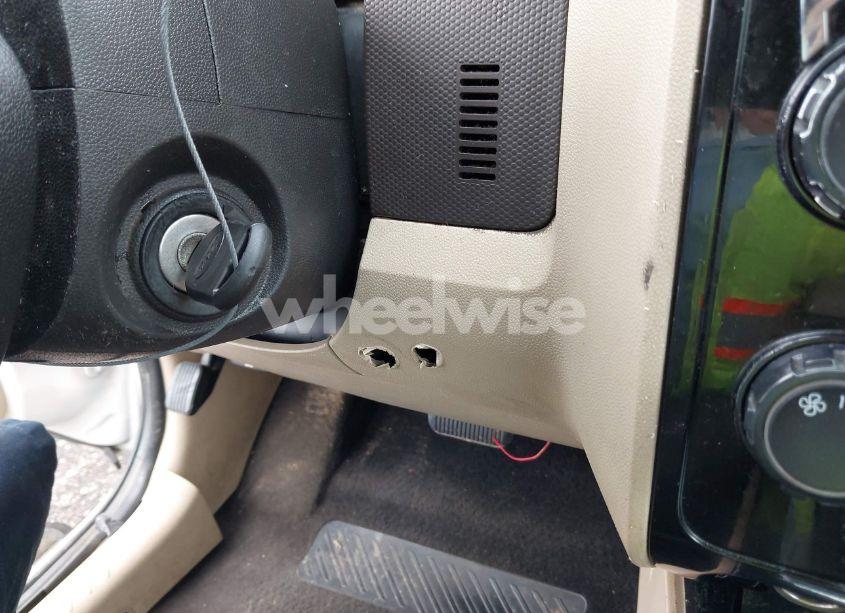 Photo 11 of 2009 Mazda Tribute I SPORT (VIN 4F2CZ02779KM00796)