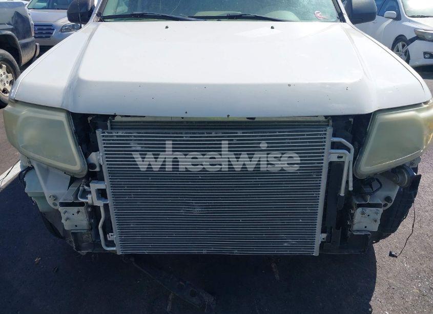 Photo 6 of 2009 Mazda Tribute I SPORT (VIN 4F2CZ02779KM00796)