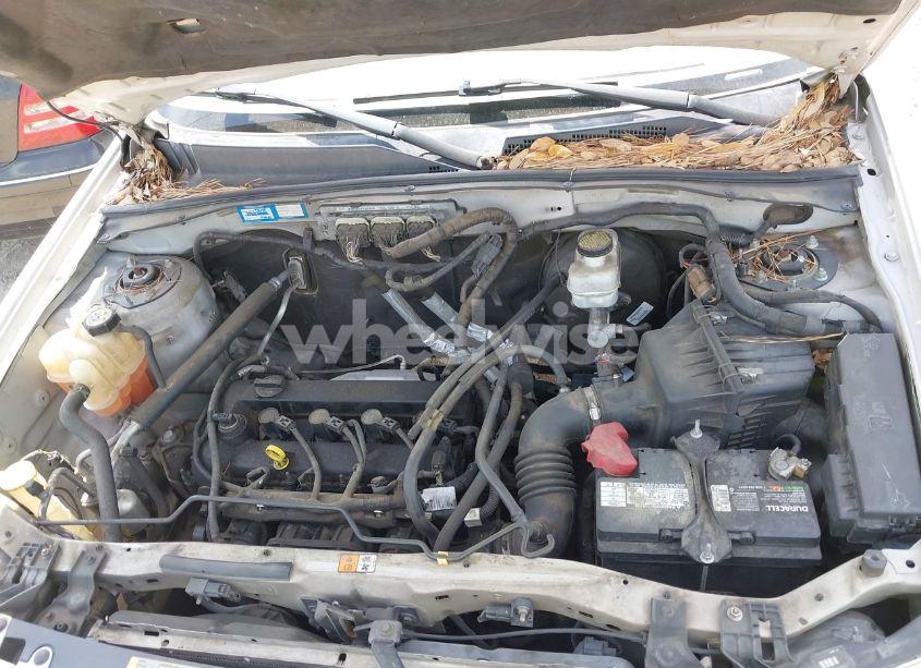 Photo 10 of 2009 Mazda Tribute I SPORT (VIN 4F2CZ02789KM06106)