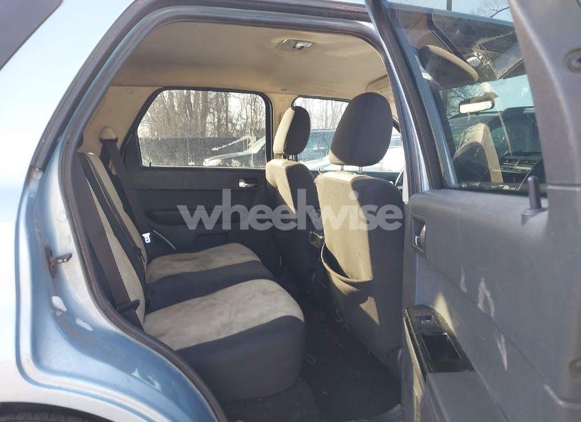 Photo 8 of 2008 Mazda Tribute I TOURING (VIN 4F2CZ02Z18KM02561)