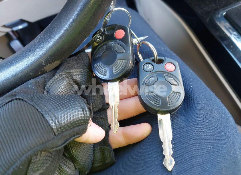 Photo 11 of 2008 Mazda Tribute I TOURING (VIN 4F2CZ02Z38KM04165)