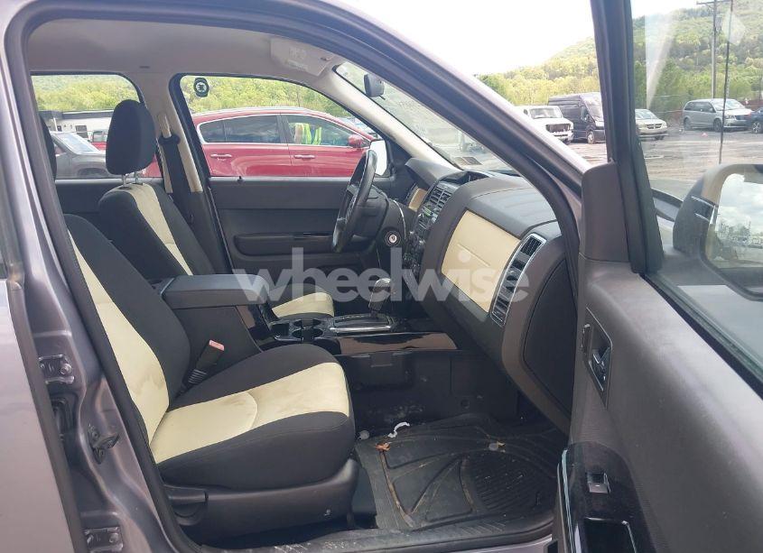 Photo 5 of 2008 Mazda Tribute I SPORT (VIN 4F2CZ02Z48KM14123)