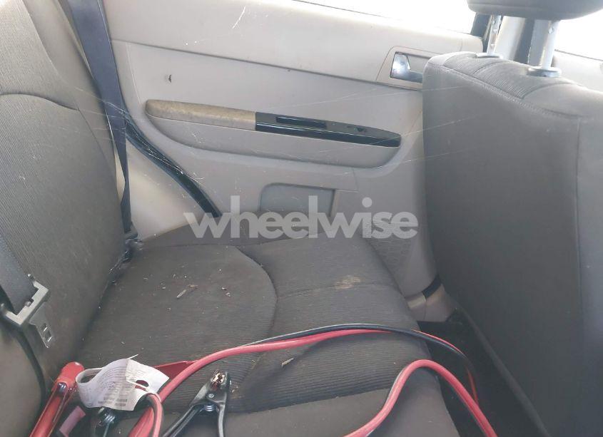 Photo 14 of 2008 Mazda Tribute (VIN 4F2CZ02Z48KM28457)