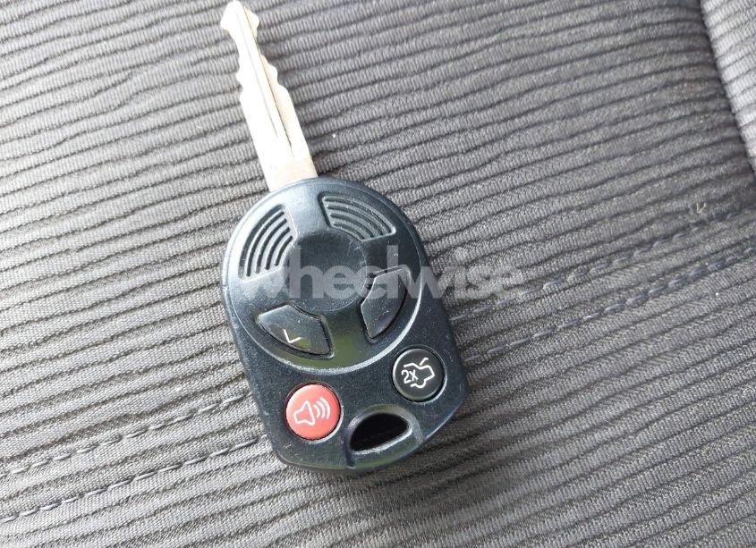 Photo 11 of 2008 Mazda Tribute I TOURING (VIN 4F2CZ02Z78KM05402)