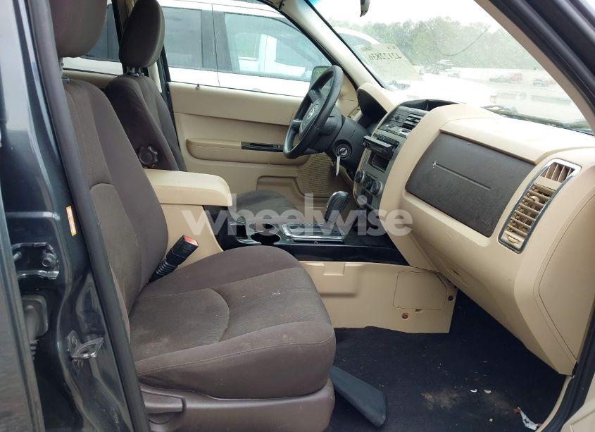 Photo 5 of 2008 Mazda Tribute I TOURING (VIN 4F2CZ02ZX8KM25983)