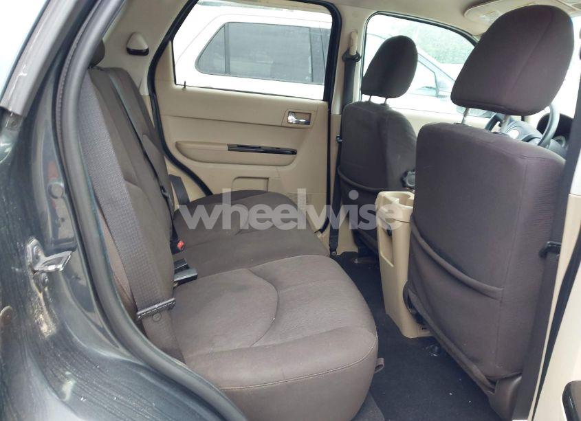 Photo 8 of 2008 Mazda Tribute I TOURING (VIN 4F2CZ02ZX8KM25983)