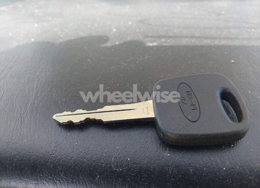 Photo 11 of 2004 Mazda Tribute LX V6 (VIN 4F2CZ04124KM17765)