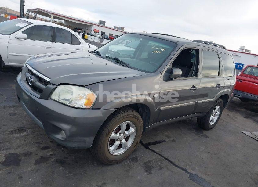 Photo 12 of 2006 Mazda Tribute S (VIN 4F2CZ04126KM04713)