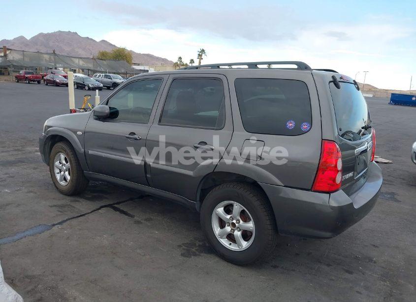 Photo 3 of 2006 Mazda Tribute S (VIN 4F2CZ04126KM04713)