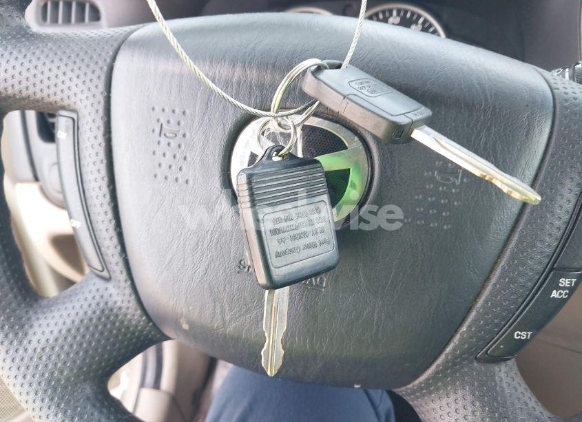 Photo 11 of 2005 Mazda Tribute S (VIN 4F2CZ04135KM24841)