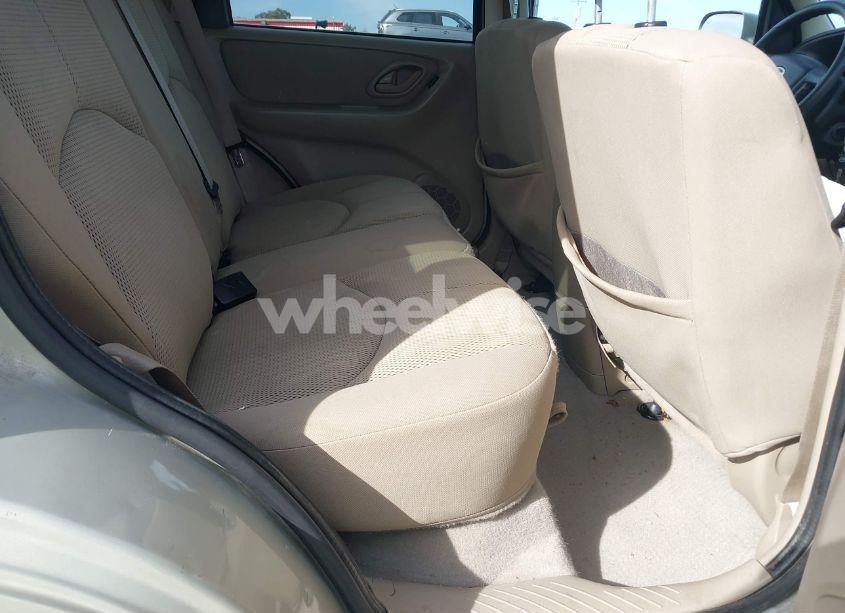 Photo 8 of 2005 Mazda Tribute S (VIN 4F2CZ04135KM24841)