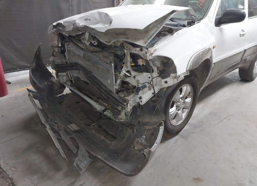 Photo 6 of 2004 Mazda Tribute LX V6 (VIN 4F2CZ04144KM26774)