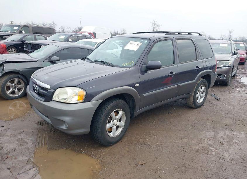 Photo 2 of 2005 Mazda Tribute S (VIN 4F2CZ04165KM52780)