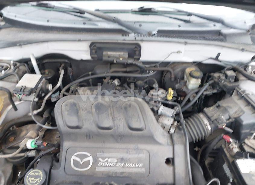 Photo 10 of 2004 Mazda Tribute LX V6 (VIN 4F2CZ04194KM25118)