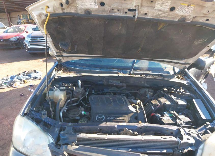 Photo 10 of 2003 Mazda Tribute ES V6 (VIN 4F2CZ06113KM32754)