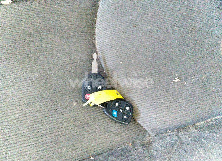 Photo 11 of 2008 Mazda Tribute S TOURING (VIN 4F2CZ06118KM25634)