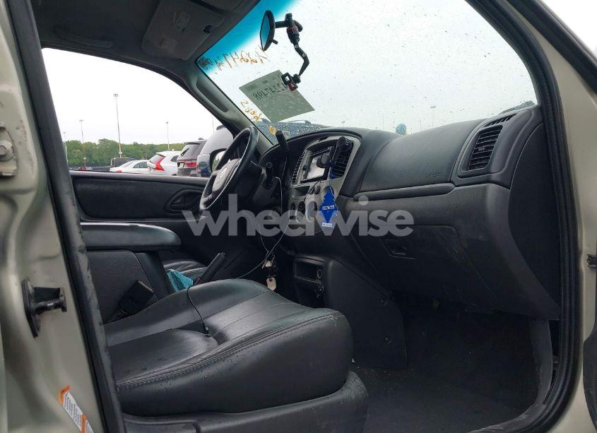 Photo 5 of 2003 Mazda Tribute ES V6 (VIN 4F2CZ06143KM16340)