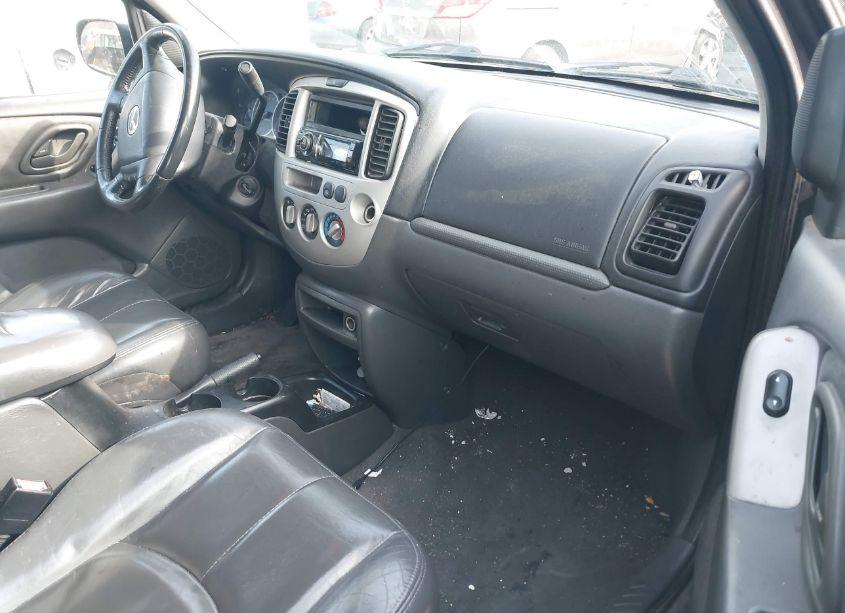 Photo 5 of 2003 Mazda Tribute ES V6 (VIN 4F2CZ06163KM56466)