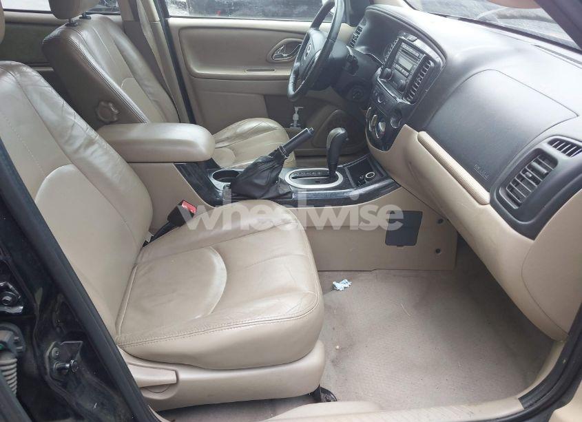 Photo 5 of 2005 Mazda Tribute S (VIN 4F2CZ06185KM25576)