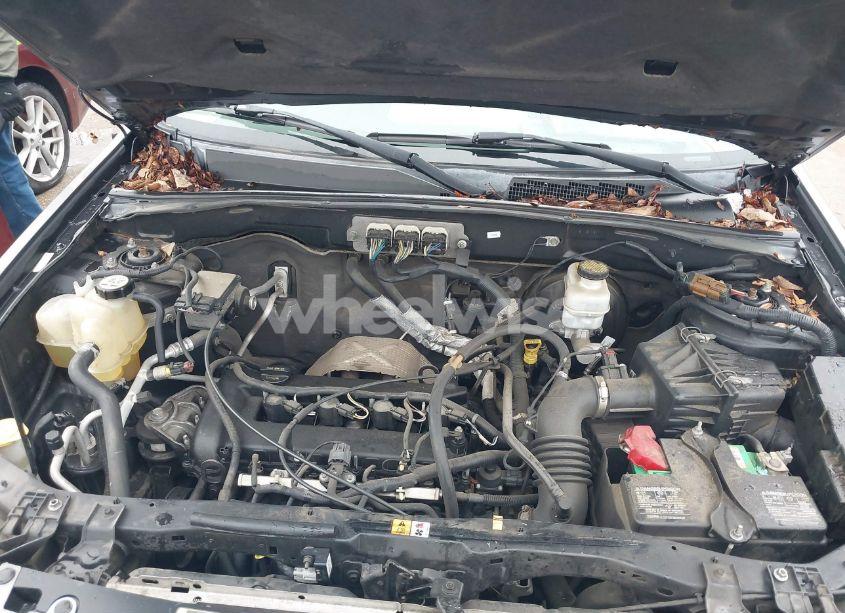 Photo 10 of 2008 Mazda Tribute I TOURING (VIN 4F2CZ92Z18KM24807)