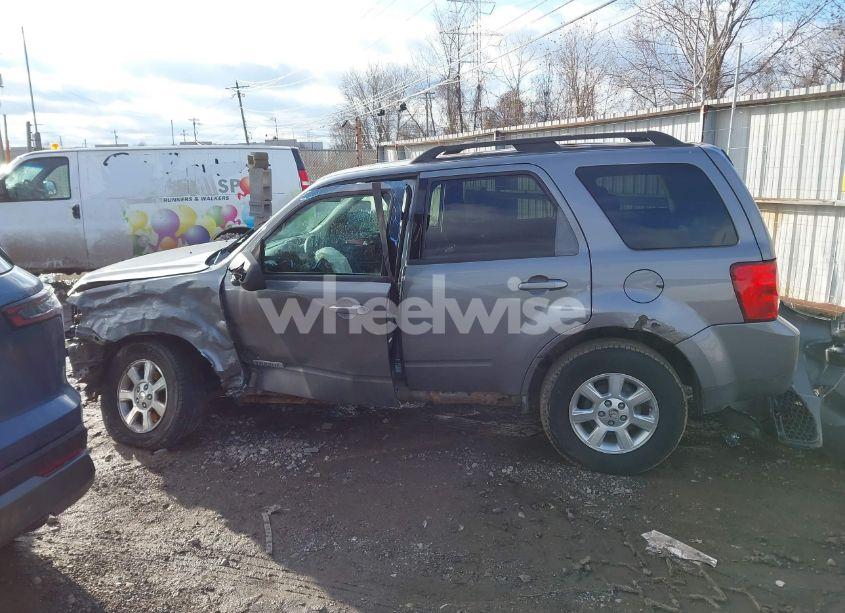 Photo 15 of 2008 Mazda Tribute I TOURING (VIN 4F2CZ92Z68KM31641)